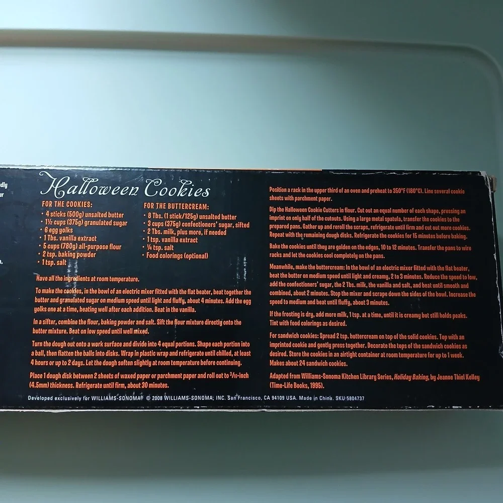 Williams-Sonoma Halloween Cookie Cutter Sets Baking Bundle 3D Stamped Witch Cats